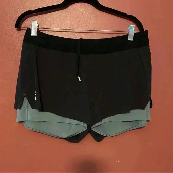 QC Running Shorts Women Size L - Picture 2 of 7